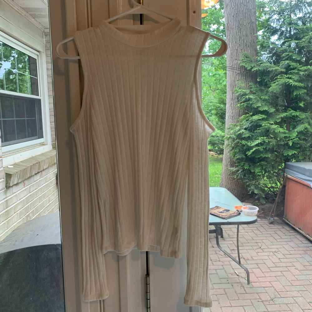 🍀American Eagle Long Sleeve Shirt🍀 - Picture 2 of 4